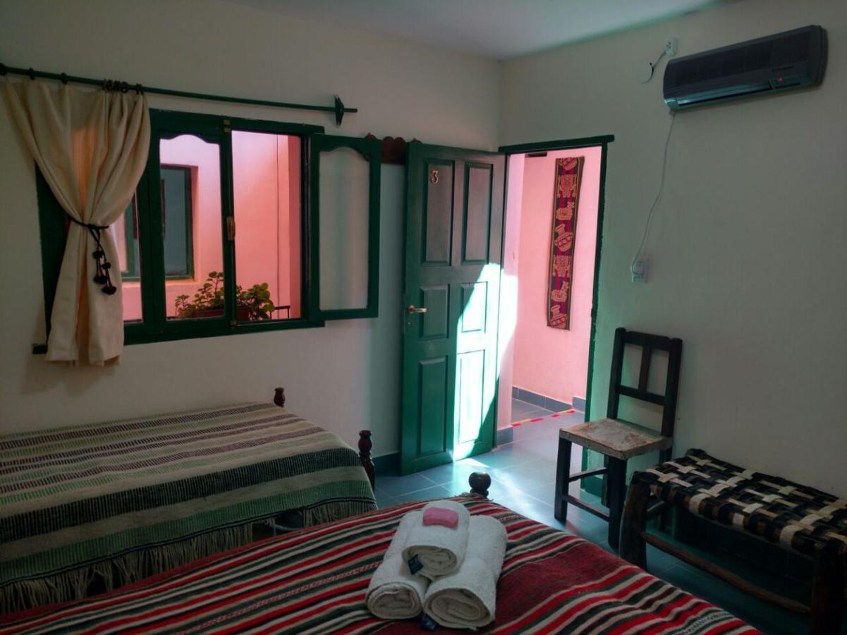 Hostal Milmahuasi Iruya Bagian luar foto